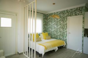 R&B Puerto Sherry Beach