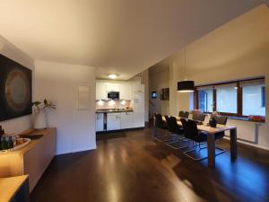 Luxuriöses Galerie-Penthouse direkt am Walensee