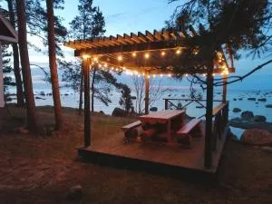 Karineeme Holiday House - 基维厄利