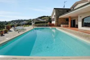 Contemporary Villa in Castellaccio with Private Pool - 奎尔西亚内拉