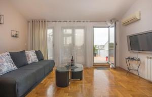 City Centre Sea View Apartment 