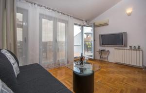 City Centre Sea View Apartment 