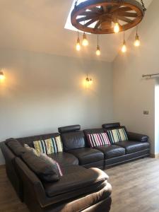 Luxury Barn & Hot Tub at Escape to the Stables