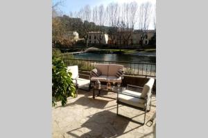 Maisons de vacances Character filled house overlooking the River Cesse : photos des chambres