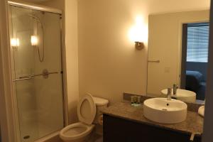 Riverwalk Apartments 30 Day Stays - image 1