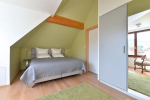 Appartements Gite les oiseaux : photos des chambres