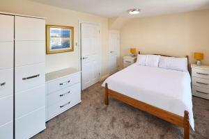 Host & Stay - Cobblers Cottage