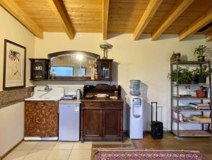 Cozy cottage in countryside close to Tbilisi