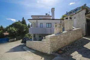 Apartments Villa Sofia - Crveni Vrh