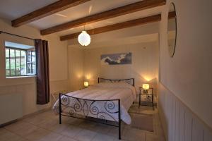 Maisons de vacances Gites du Chenelong Cantal : photos des chambres