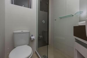 Boulevard 211B - Excelente apartamento em condomínio de luxo no centro de Bombinhas - Piscina - Jacuzzi - Academia - Portaria 24h.