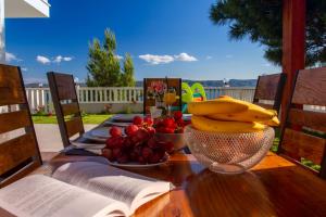 Villa MIRNA with heated pool & whirlpool, traditional wine bar, 150m from sea