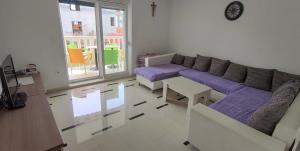 Two-Bedroom Apartment with Terrace room in Apartments by the sea Promajna Makarska - 18772