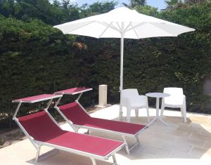 Villa piscina 24 posti letto