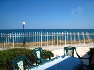 Maisonette with Sea View room in Oasis no 1 Apartment in Ravda