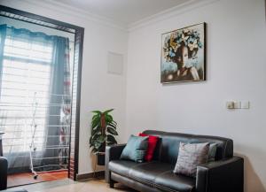 Stunning 2-Bed Apartment in Dar es Salaam