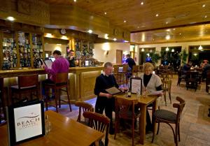 Beach Hotel & Restaurant