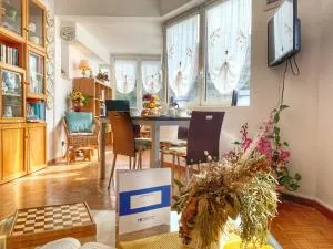 Casa Del Gabbiano by Holiday World - Vara Superiore