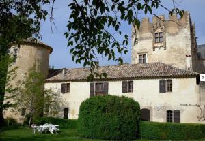 Concièrgerie du Château d Allemagne En Provence