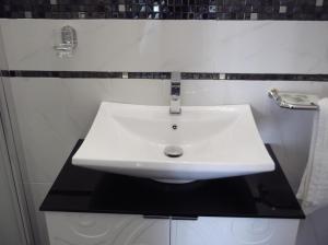 Deluxe Suite mit Balkon mit Stadt- und Meerblick