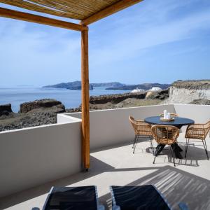 Ambeli Sunset Villas Santorini Greece