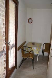 Appart'hotels Studios La Gemme : photos des chambres