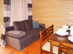 Cozy Holiday Home in Mielno near Lake