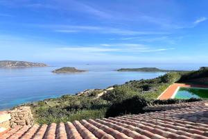 Punta Est - Trilo LENTISCHIO Giardino a 300m Mare