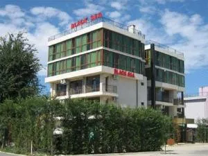 Family Hotel Black Sea - 内塞伯尔