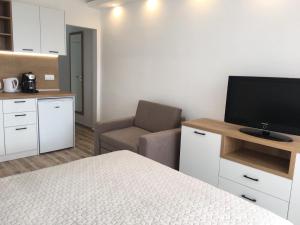 Студио Симона 2 - първа линия море