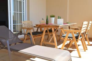 Bonito apartamento al lado de la playa con vistas al mar