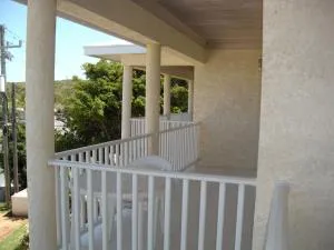 Sapphire Garden Townhouses - Lower Deadmanʼs Cay