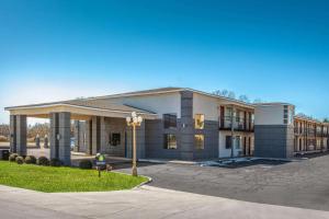 Days Inn by Wyndham Waco Near Downtown University