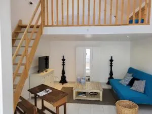 Loft 3 du Temple pour 4 pers & Parking - Sailly-lez-Cambrai