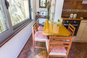 Garden Apartment- near sea 2