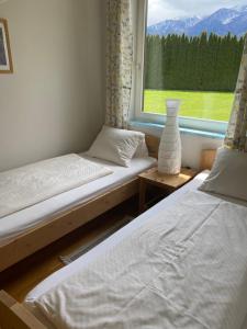 V Gemütliches Gartenhaus