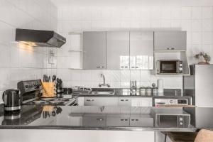 Antibes in West Road South Sandton Apartment