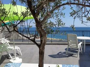 Amalfi Coast Emotions - В'єтрі