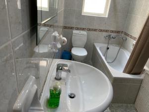 Sunrise Apt near beach SmartTV & Netflix