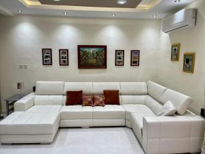 Sunrise Apt near beach SmartTV & Netflix