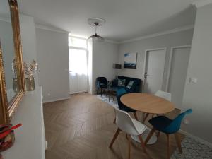 Appartements Les Charmilles : photos des chambres