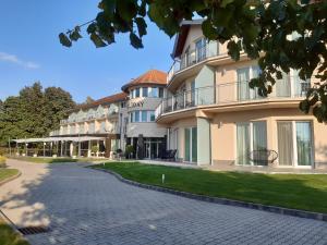 Szárszó Holiday Apartman