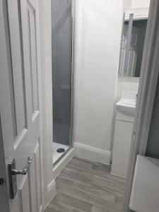 No 27 Chapel Street Guest House