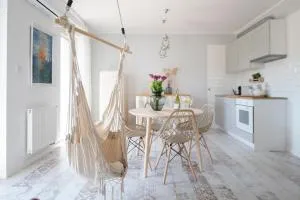 Randez-View - 60 m2, widok, jezioro, klima, parking pod oknem, Netflix i Max - Trupel