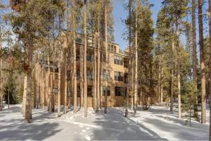 Quadruple Room room in Aspen Ridge Condominiums by Keystone Resort