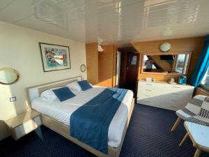 Hotels Hotel De La Mer : photos des chambres