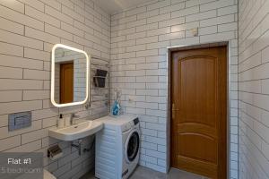 Dandelion Apartments XIXc Cottage with Free Parking