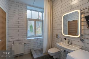 Dandelion Apartments XIXc Cottage with Free Parking