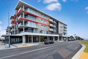 Luxury Apartment Caves Beach 4 Bed