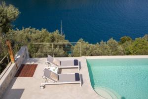 Villa Anthelia-Idyllic view and private access to the sea